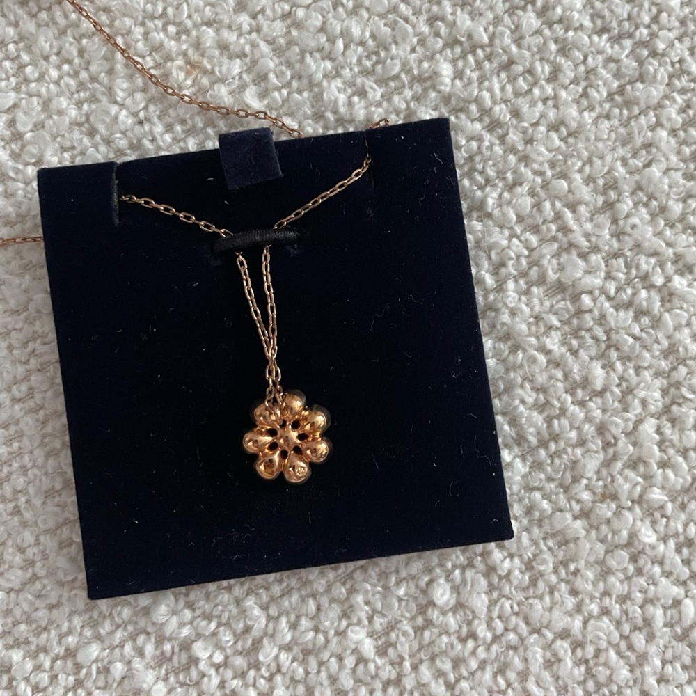 Swarovski Crystal Flower Necklace - Picture 8 of 10